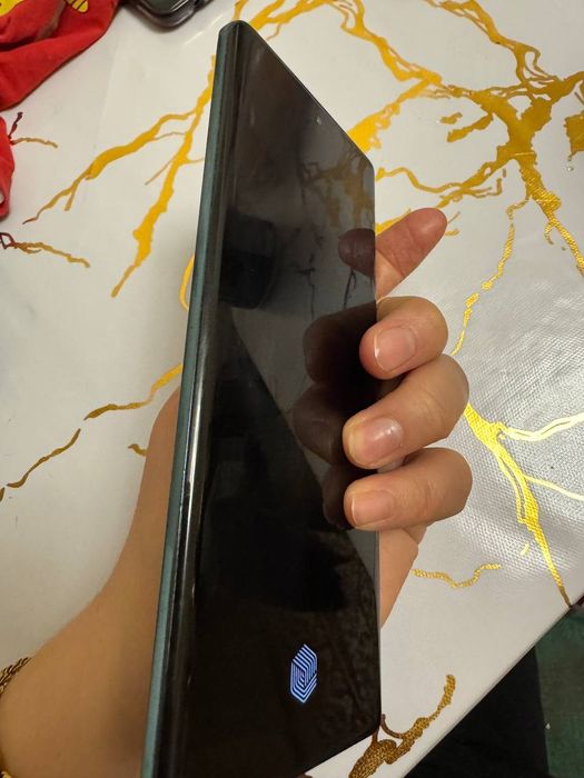 Vivo v 30 tilfon