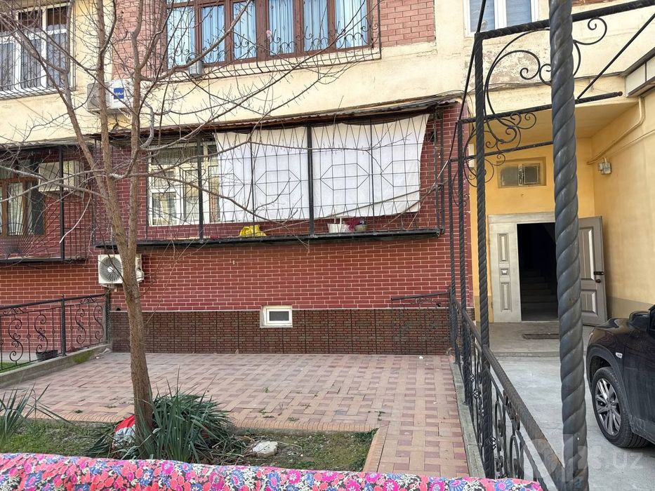 Срочно продаётся 3/1/4 квартира ТТЗ Автостоянка