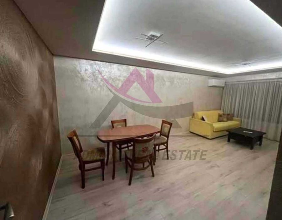 Дава се под наем Тристаен апартамент в Варна, Левски - 68 кв.м за 418.71 € - Снимка #1