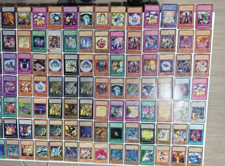 Здравейте! Продавам Yu-Gi-Oh карти 286