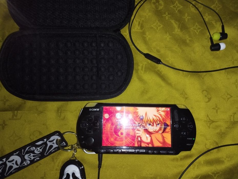 Assalom alekum Psp Sotiladi Original 3000 model