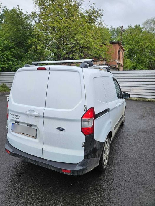 Ford Transit Courier - TVA deductibil