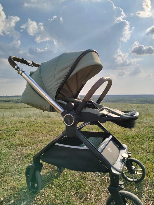 Продам детскую коляску