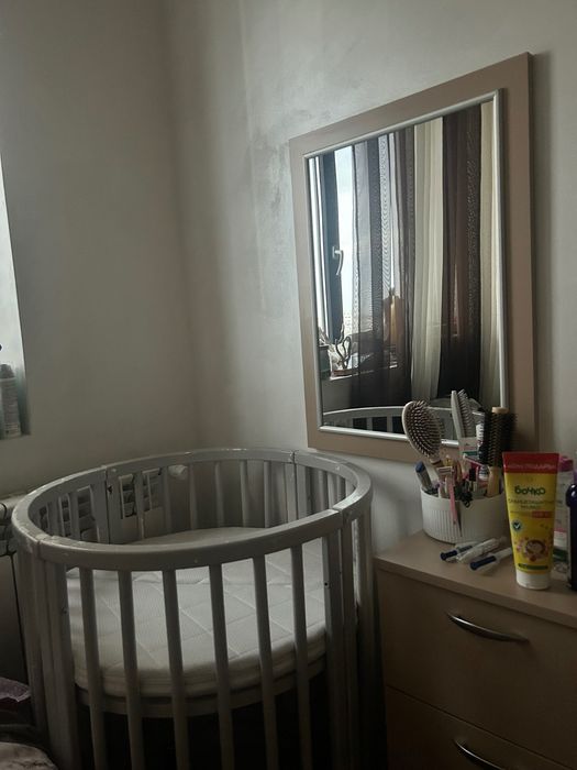 Кръгла бебешка кошара