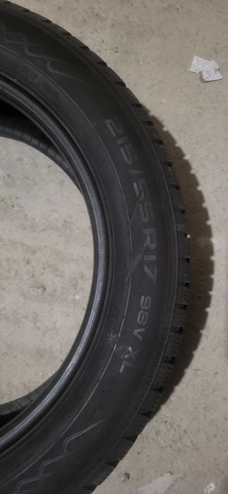 Зимни гуми Nokian 215/55/17 - 2бр.