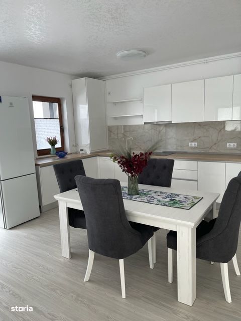 Apartament de închiriat complex Metropolitan