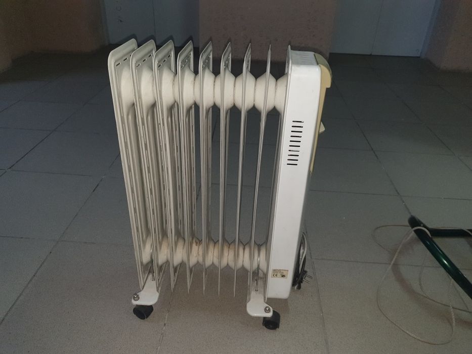 Продам масляный обогреватель ZASS
