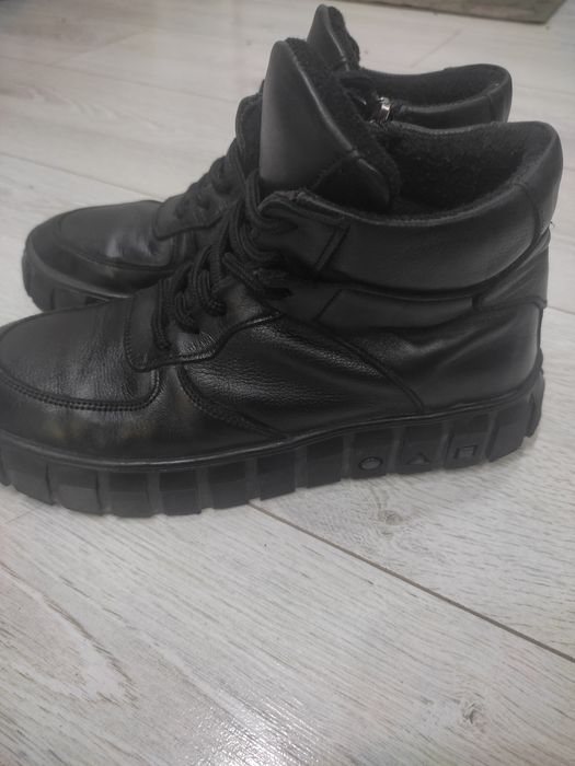 Сапоги кожаные 35р