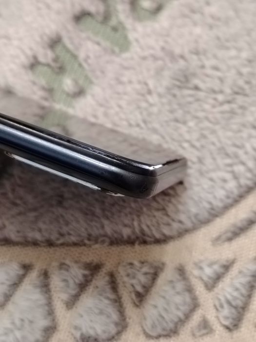 Продам оппо а53 в среднем состояние