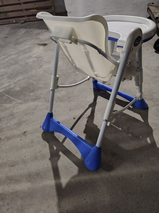 Vând scaun de masa bebe-reglabil