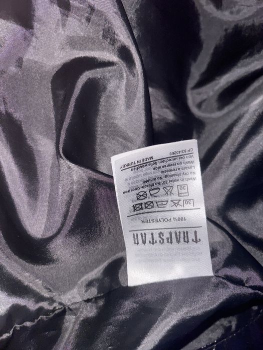 Geaca trapstar lucioasa