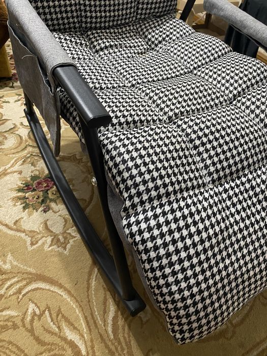 Кресло качалка новая