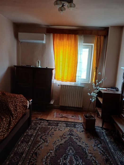 Apartament 4 camere Ștei