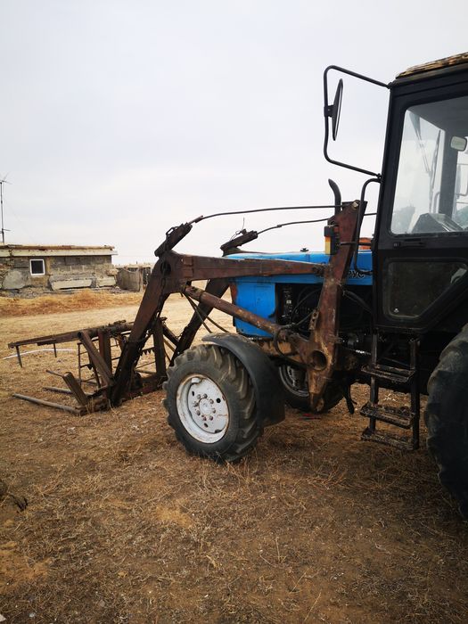 Трактор мтз 2012 гв