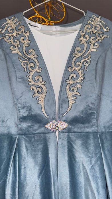 Срочно продам красивый камзол!