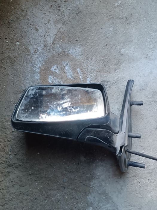 Продам зеркало на гольф 3