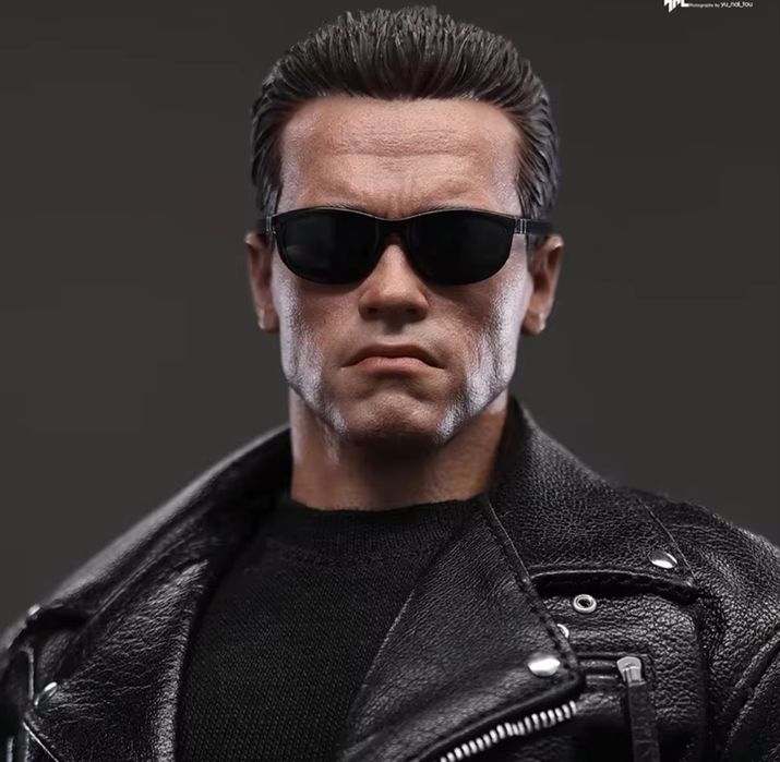 Hot Toys Terminator 2 version 2.0 Master peace figure/ Терминатор  2