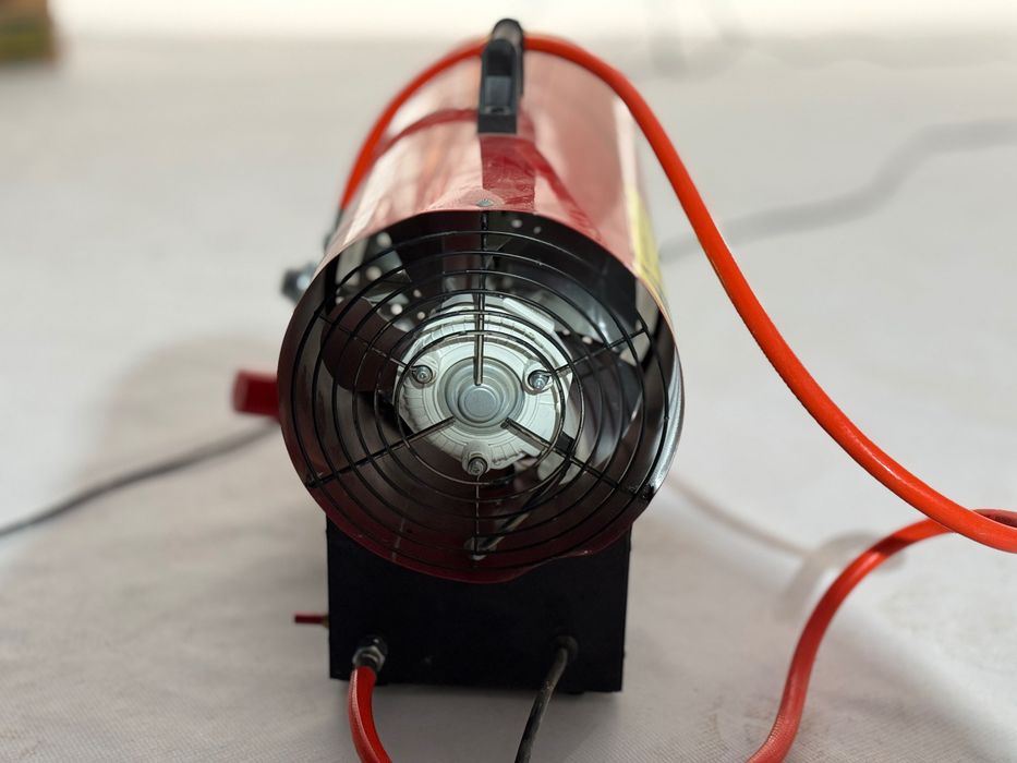 Газов калорифер 50kw комплект + бутилка 40литра / всичко е чисто ново