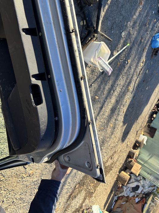 Задни Врати за Голф 5 .