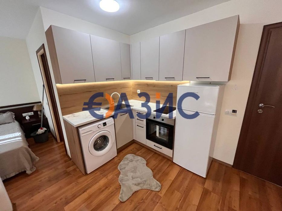 Продава се Двустаен апартамент в к.к. Слънчев бряг - 47 кв.м за 999 €/кв.м - Снимка #5