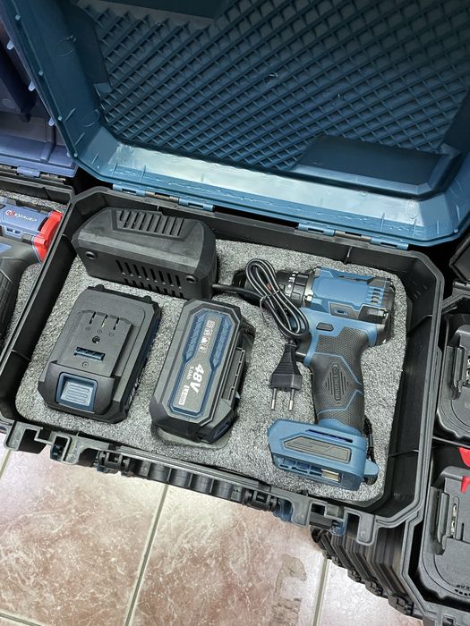 Шуруповерты, шуруповерт с бесщеточным двигателем.