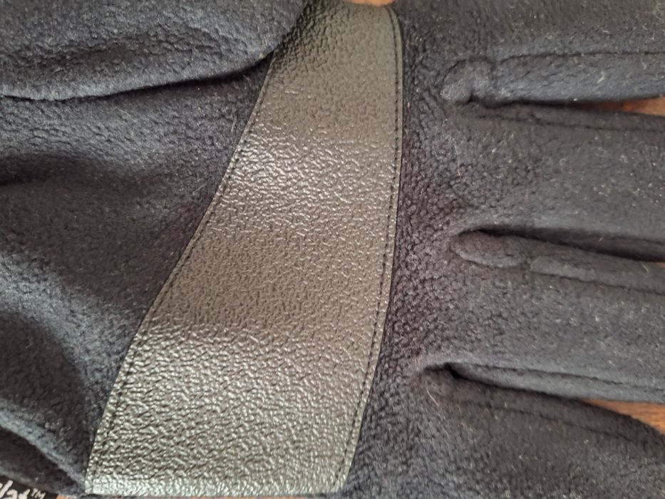 Маркови ръкавици на Тинсулате Инсулацион Тех 40 gram от мека,поларена