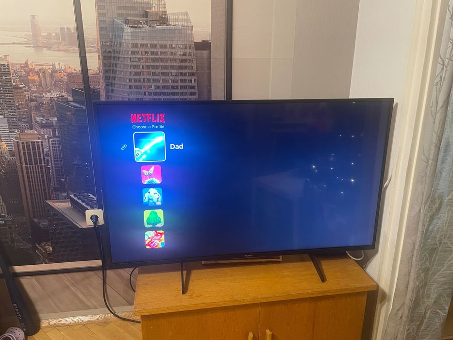 Смарт телевизор Sony KD-49XH8096