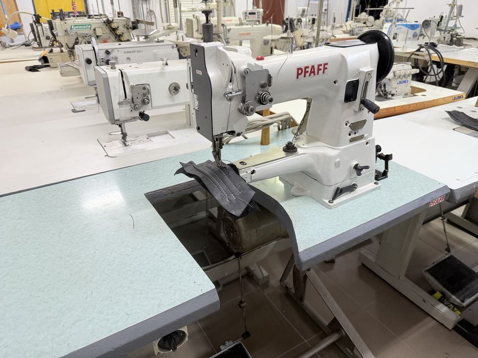 Masina de cusut PFAFF 335 cu brat si triplu transport