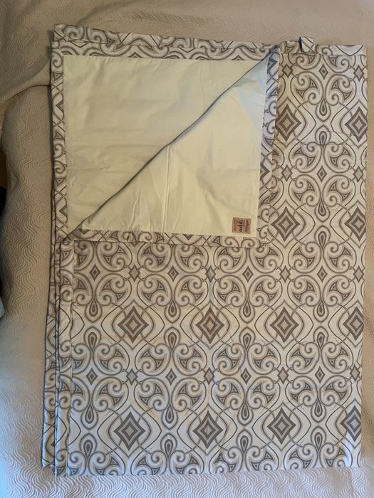 Плед-покрывало Adili