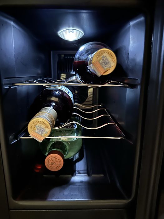 Frigider pentru vin "Dual Zone", 140 W - Tristar