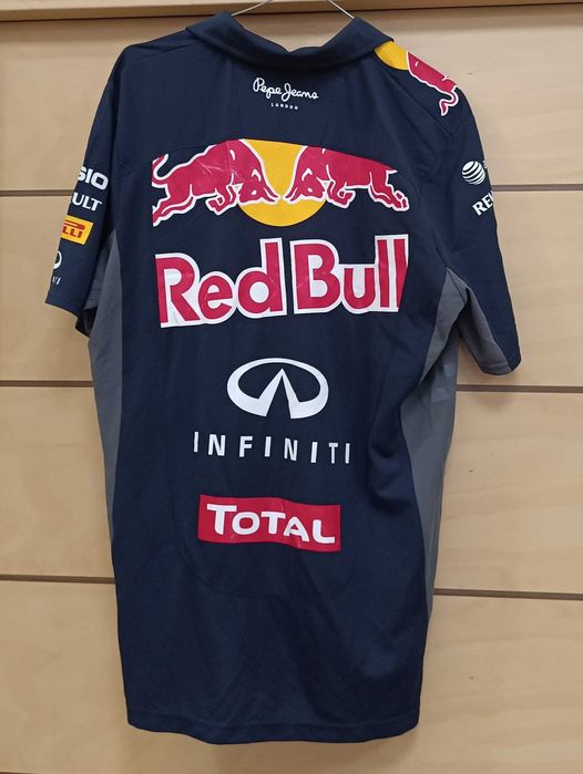 Pepe Jeans x Red Bull