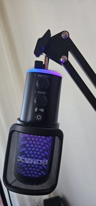 Microfon RGB muzica , streaming