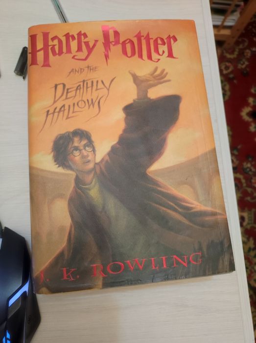 Harry Potter and the deathly hallows