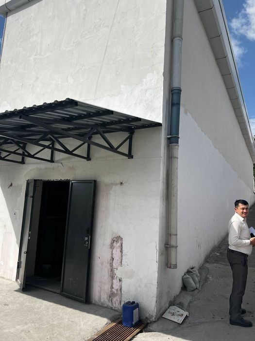 Бек тупи бозоридан склад сотилади