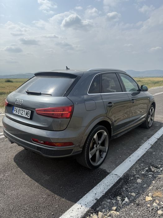 Audi Q3 2.0d 184к.с. S-line