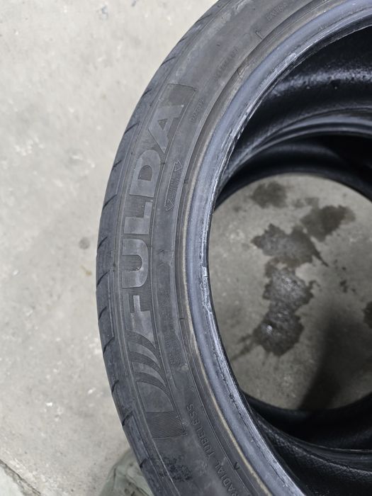 2 Броя 225/45/18 Fulda 5,2mm