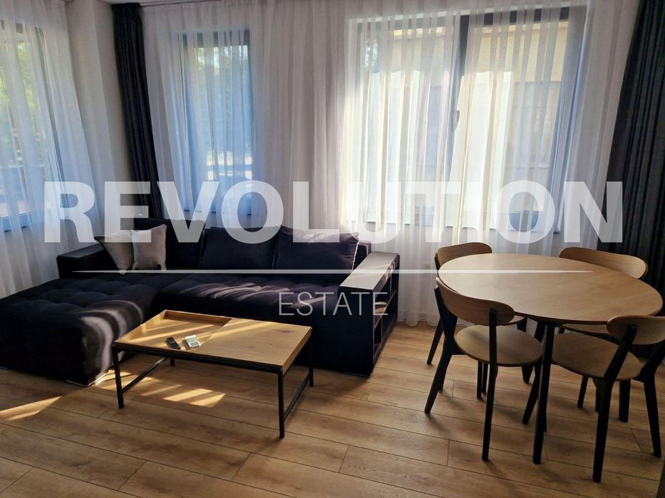 Дава се под наем Двустаен апартамент в Пловдив, Младежки Хълм - 65 кв.м за 548.25 € - Снимка #2