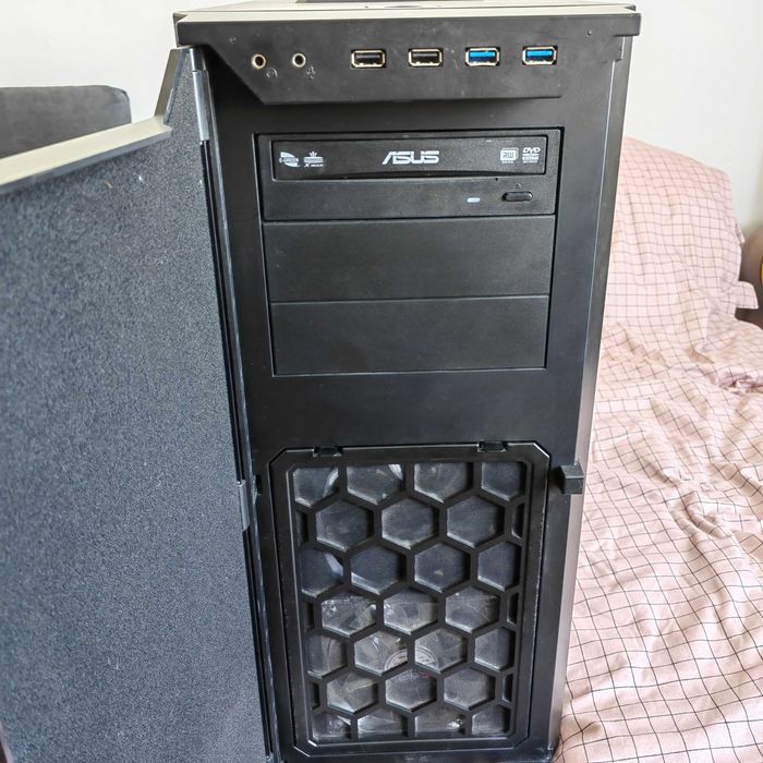 Carcasă Antec P280 Super Mid-Tower – Antifonată, Spațioasă (XL-ATX)
