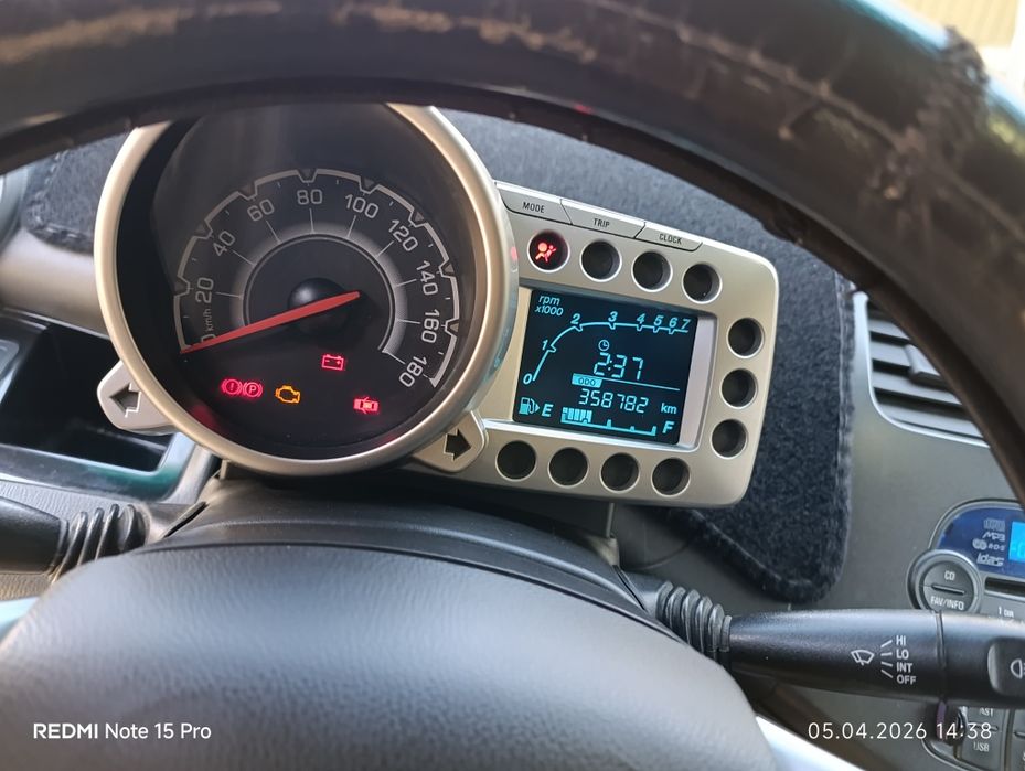 Chevrolet Spark. 2015 yil avtomat