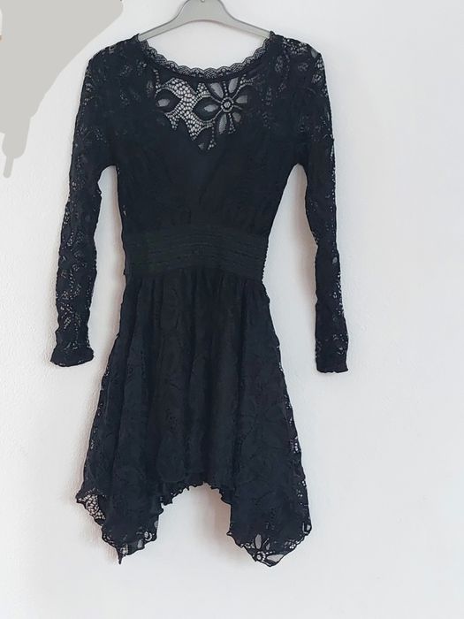 Rochie neagra de ocazie
