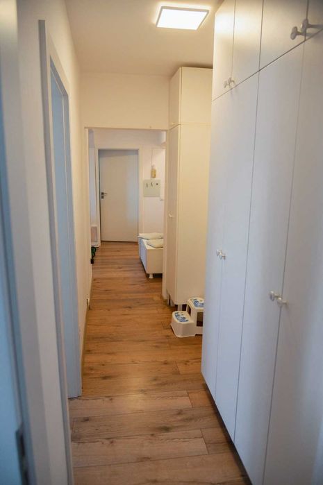 Inchiriez apartament 3 camere
