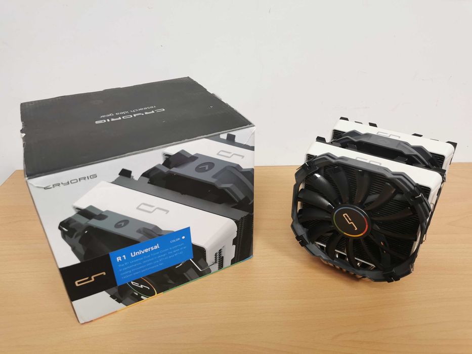 Cryorig R1 Universal топ въздушен охладител за AMD и Intel процесори (аналог на Noctua NH-D15 и Be quiet! Dark Rock Pro 4)