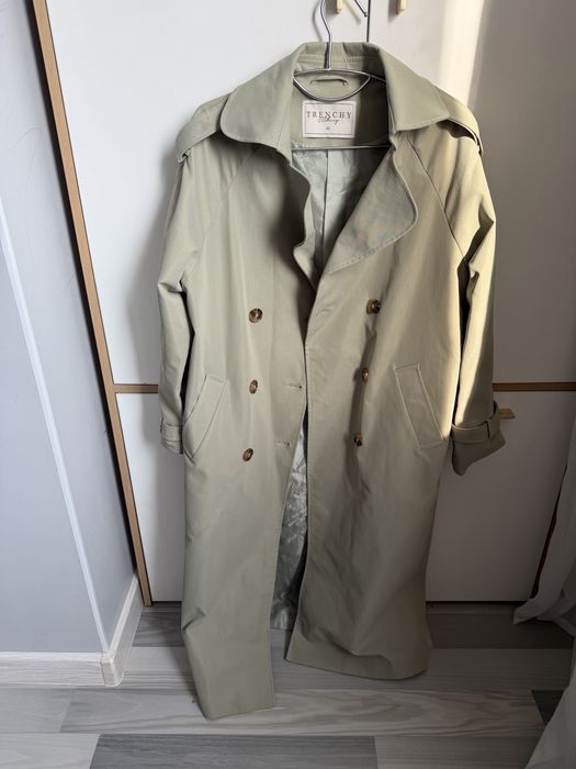 42/44 размер Тренч сатылады