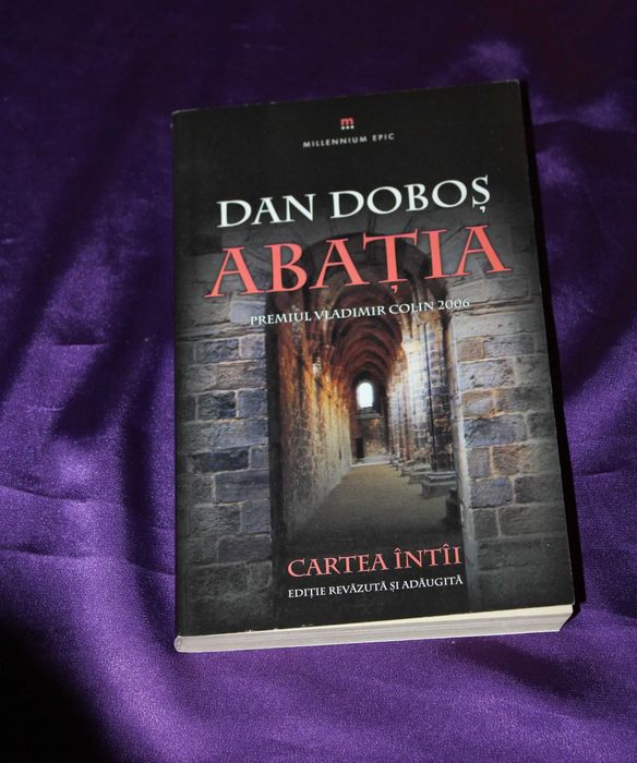 19  carti sf science fiction Liviu Radu Blocul cas Dan Dobos Abatia ed a 2-a Mircea Oprita Adrian Rogoz Omul si naluca Henric Stahl – Un roman in Luna
