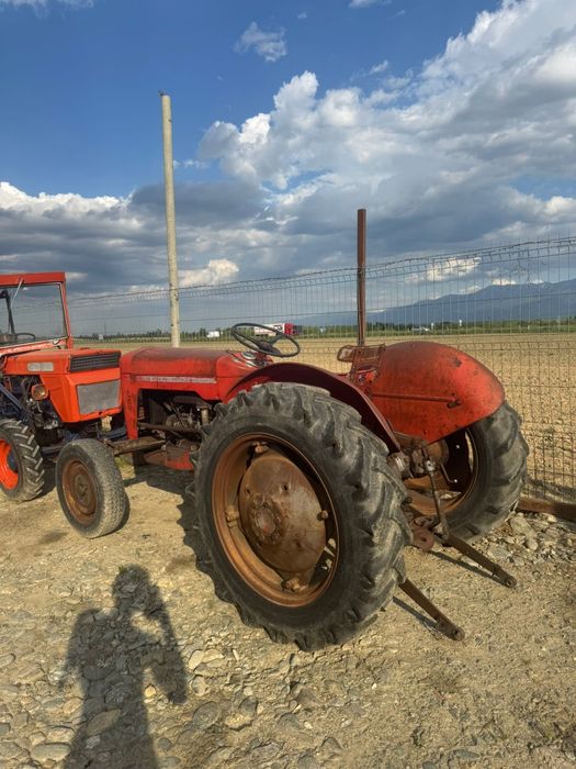 Tractor Massey Ferguson