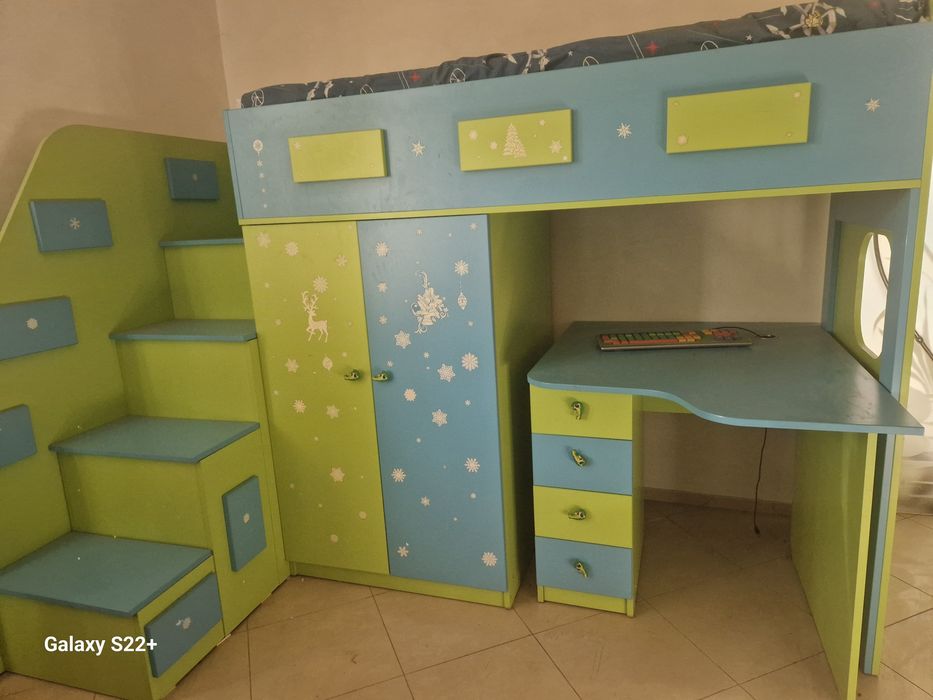 Pat supraetajat copii