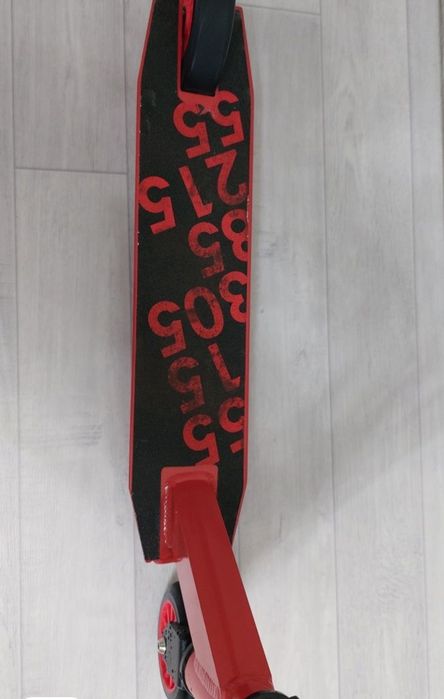 Продам трюковый самокат