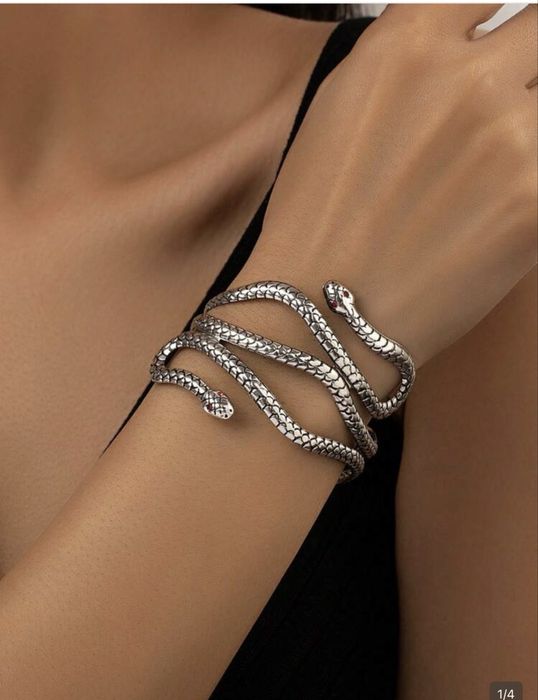 Дамски лакове и бижута