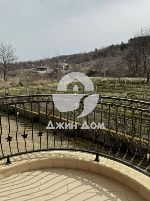 Продава се Двустаен апартамент в Обзор - 68 кв.м за 540 €/кв.м - Снимка #8