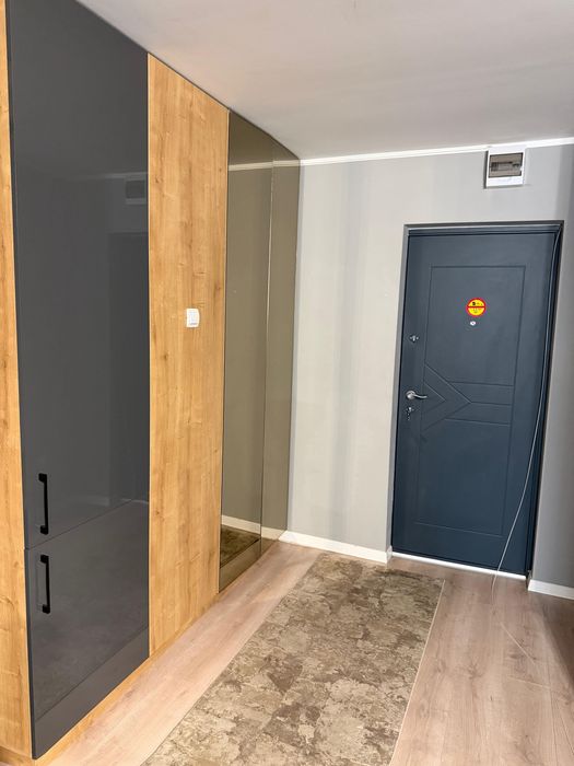 Proprietar – Închiriez garsonieră LUX, zona BIG, etaj 3/4, Centrală + AC